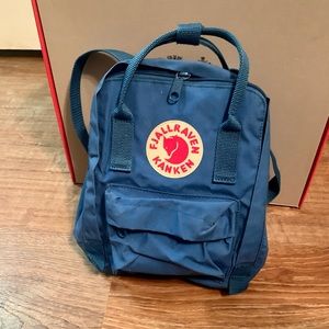 FJALLRAVEN KANKEN Mini backpack